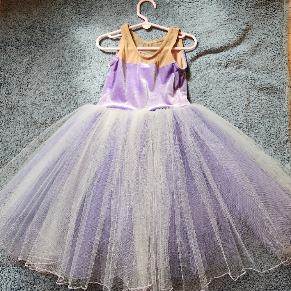 Purple velvet ballet costume. Great condition. Size 6